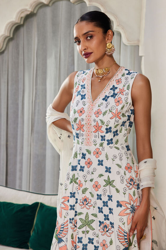 Svaha Suit Set - White, White, image 3